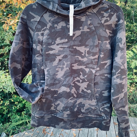 lululemon athletica Tops - Lululemon camo hoodie size 4